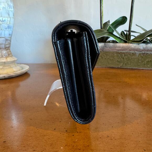 Saint Laurent Cassandre Matelassé Large Flap Wallet in Grain De Poudre Leather - Picture 5 of 12